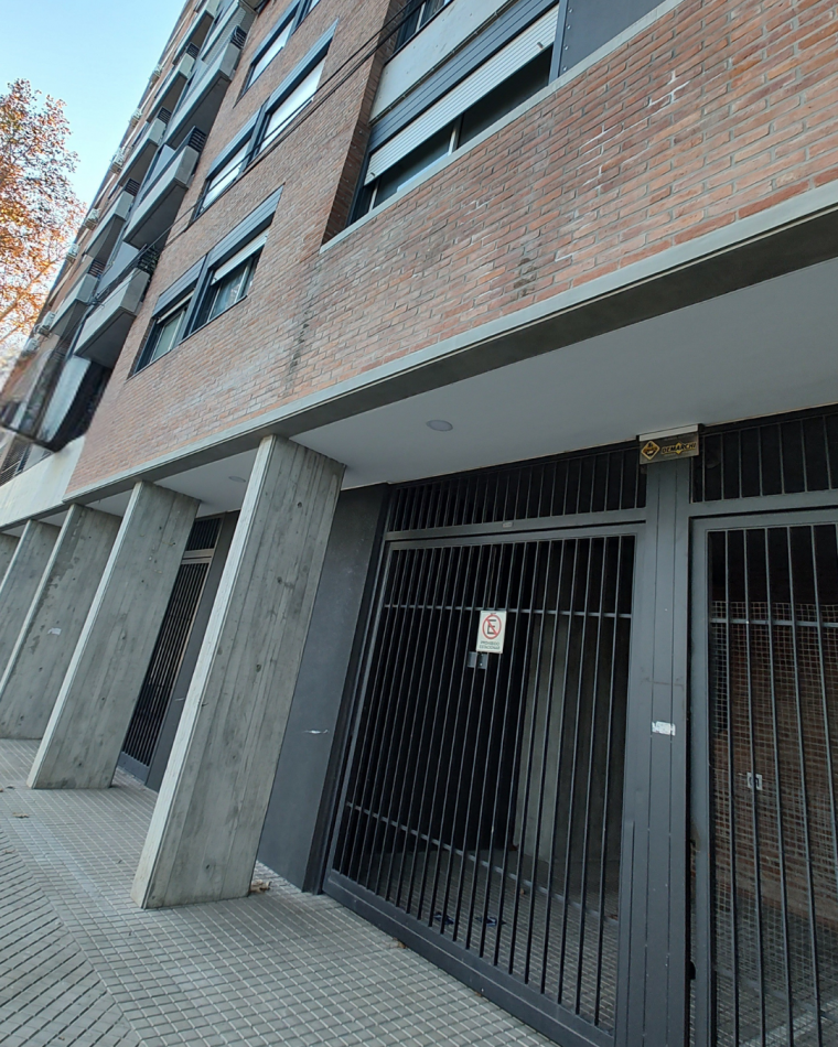 COCHERA - EDIFICIO BAUEN