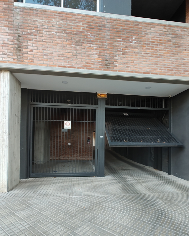 COCHERA - EDIFICIO BAUEN
