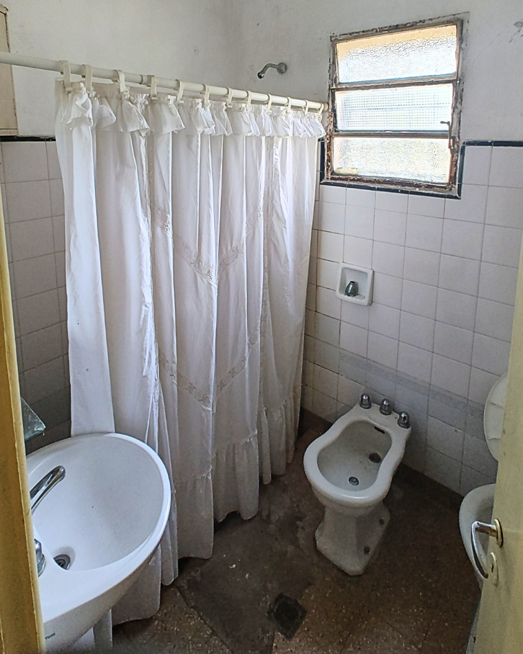 CASA A RECICLAR - FISHERTON